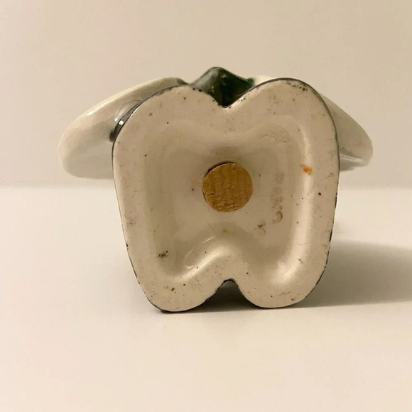 Vintage Ceramic Love Bug Ladybug Salt and Pepper Shakers 4 Inch Anthropomorphic - Picture 12 of 15